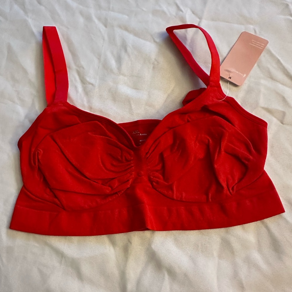 Feelingirl seamless wireless color red size XXL NWT